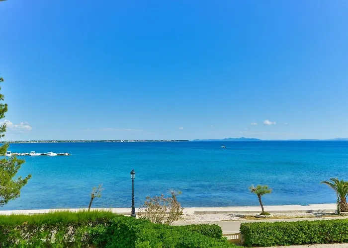 On Island Near Sandy Beaches Апартаменты